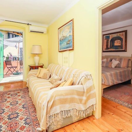 Villa Augusta Ferri Ровин Екстериор снимка